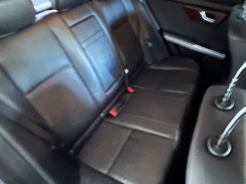 Used 2010 Mercedes-Benz GLK 350 2WD image 12