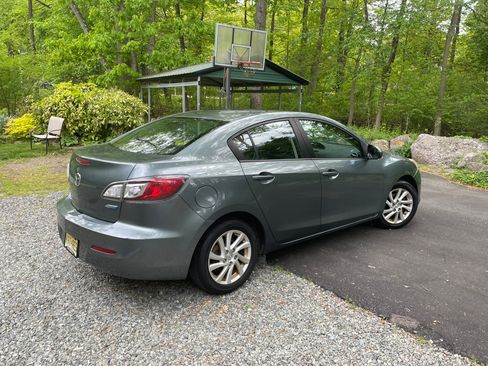 Used 2012 MAZDA MAZDA3 i Touring FWD image 5