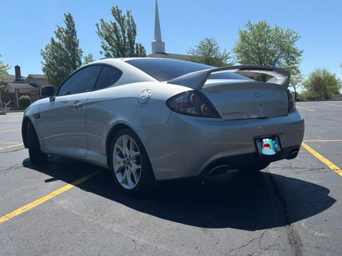 Used 2008 Hyundai Tiburon SE FWD image 6