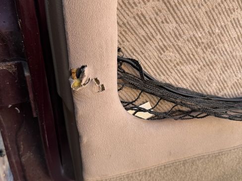 Used 2003 Chevrolet Express 1500 Van 3D w/ Preferred Equipment Group 4 image 13