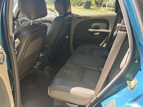 Used 2001 Chrysler PT Cruiser image 10