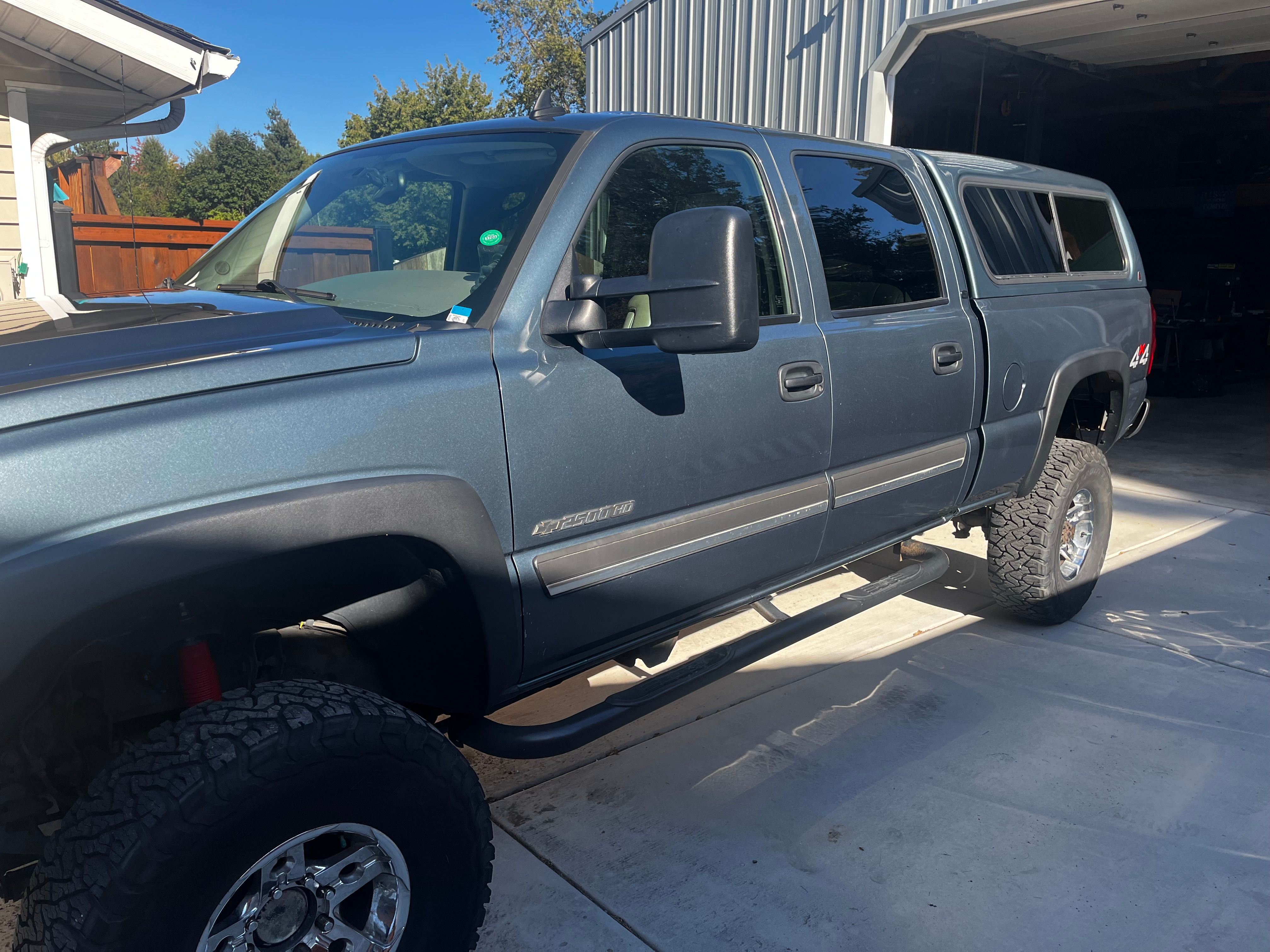Used 2007 Chevrolet Silverado 2500 LT w/ Onstar Plus Package AWD/4WD image 1
