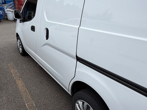 Used 2021 Nissan NV200 SV FWD image 4