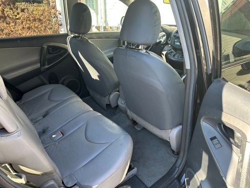 Used 2011 Toyota RAV4 Limited image 10