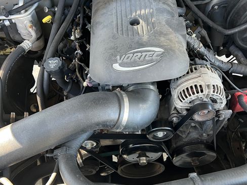 Used 2005 Chevrolet Silverado 1500 LS w/ Light Duty Power Package image 19