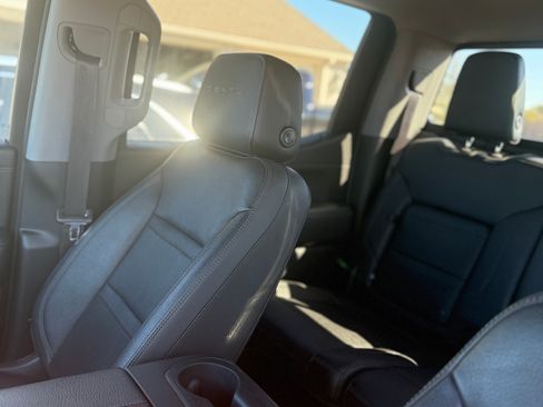 Used 2019 GMC Sierra 1500 Denali w/ Driver Alert Package II image 14