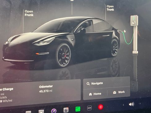 Used 2022 Tesla Model 3 Performance image 8