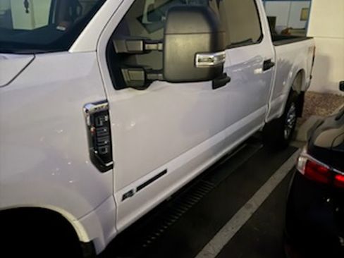 Used 2022 Ford F250 XLT w/ XLT Value Package image 10