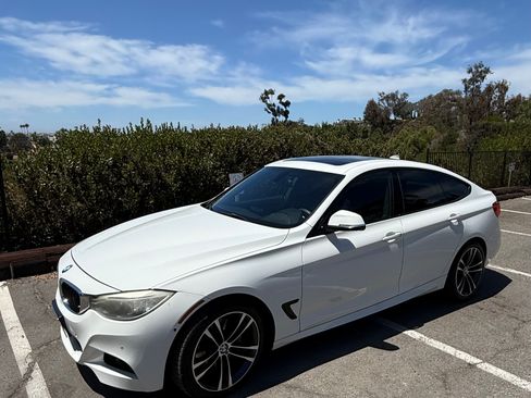 Used 2015 BMW 335i Gran Turismo xDrive AWD/4WD image 1