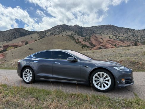 Used 2017 Tesla Model S 90D AWD/4WD image 13