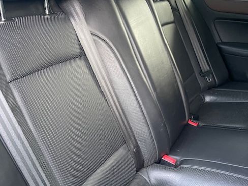 Used 2009 Hyundai Genesis 4.6 w/ Technology Pkg 5 image 16