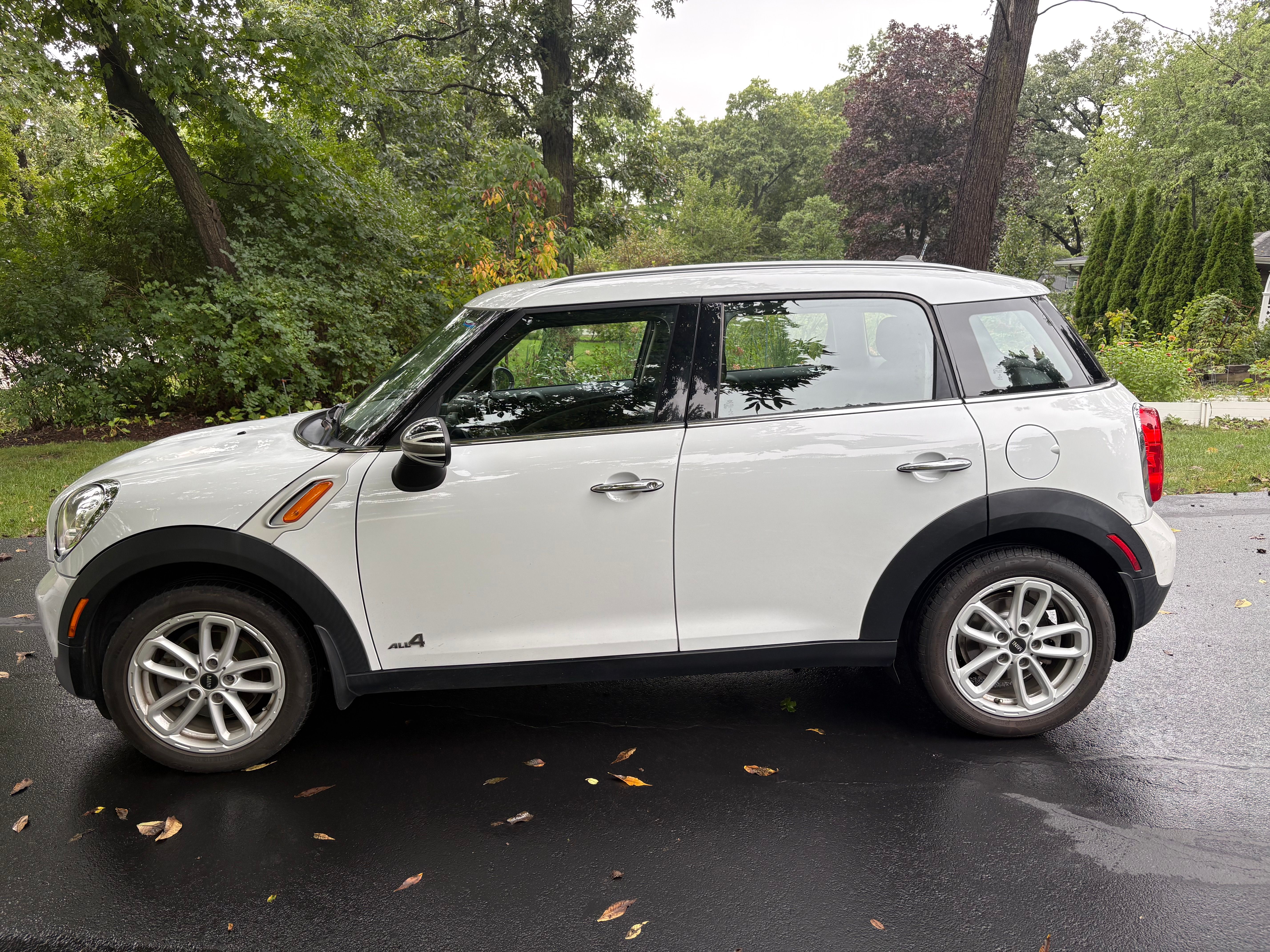 Used 2016 MINI Cooper Countryman FWD image 9