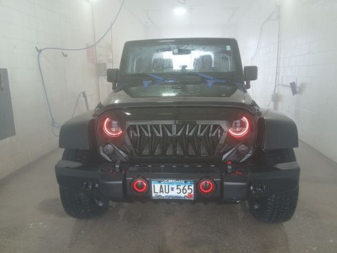 Used 2017 Jeep Wrangler Sport image 8