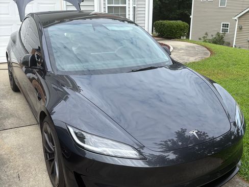 Used 2024 Tesla Model 3 Performance AWD/4WD image 17