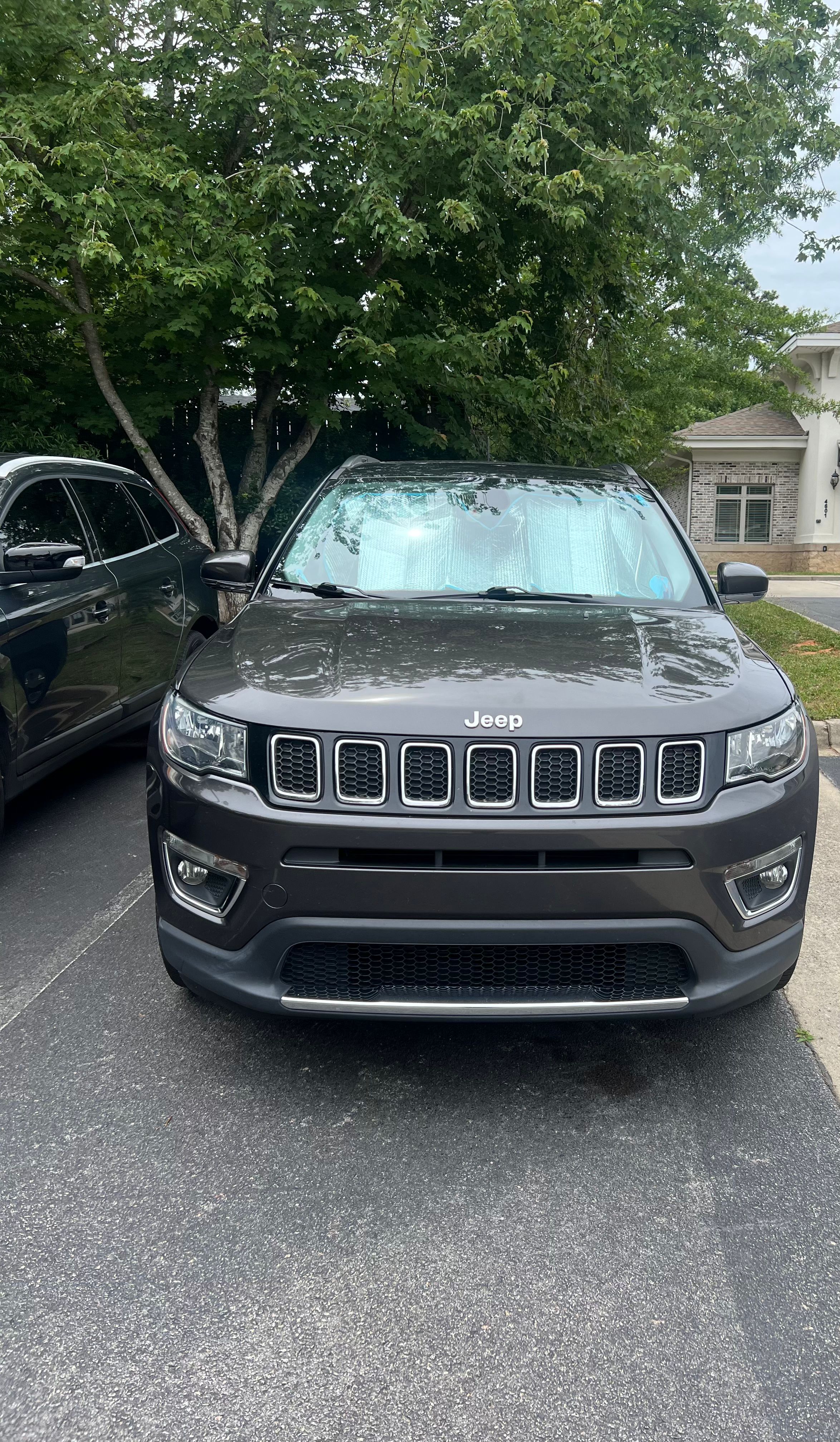 Used 2019 Jeep Compass Limited w/ Safety & Security Group FWD image 2