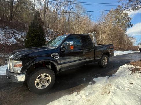 Used 2009 Ford F250 XLT image 2