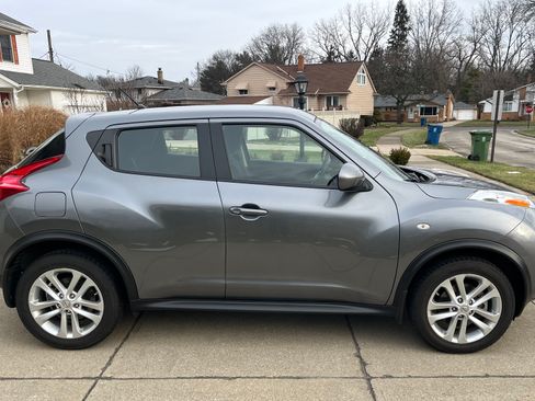 Used 2014 Nissan Juke S image 1