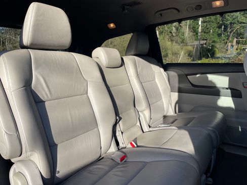 Used 2012 Honda Odyssey EX-L image 10