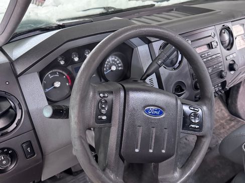 Used 2015 Ford F450 XL w/ Power Equipment Group image 19