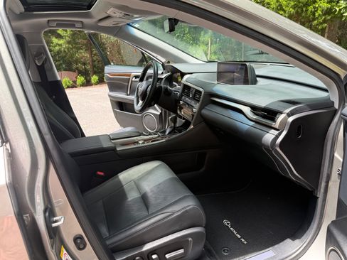 Used 2018 Lexus RX 350 AWD w/ Premium Package image 14