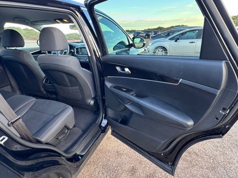 Used 2019 Kia Sorento L FWD image 23