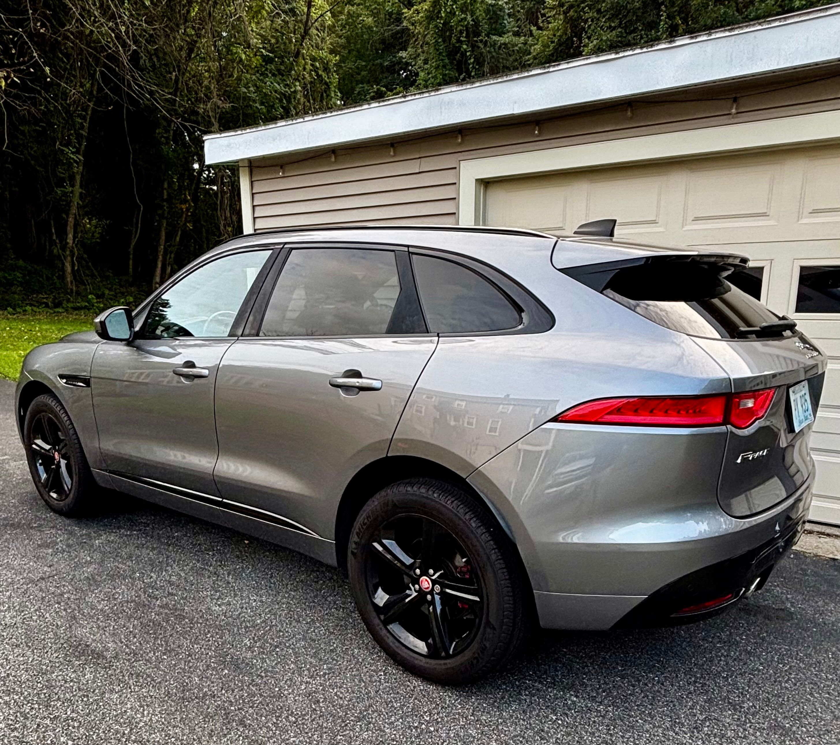 Used 2020 Jaguar F-PACE S AWD/4WD image 4
