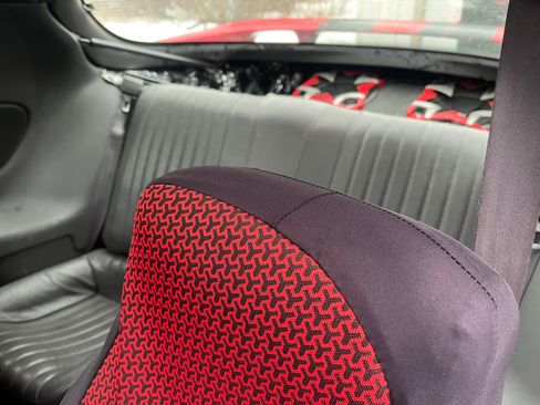 Used 1998 Pontiac Firebird Formula w/ Security Pkg image 10