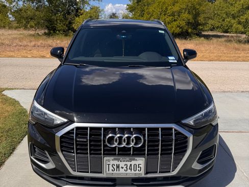 Used 2021 Audi Q3 2.0T Premium w/ Convenience Package AWD/4WD image 1