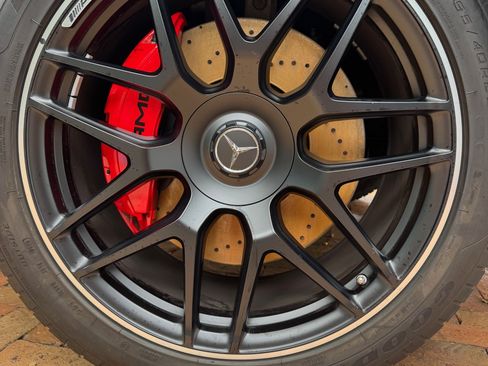 Used 2025 Mercedes-Benz G 63 AMG 4MATIC image 14