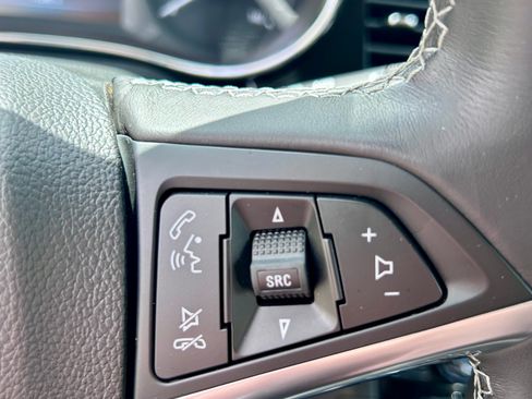 Used 2019 Buick Encore Preferred FWD image 17