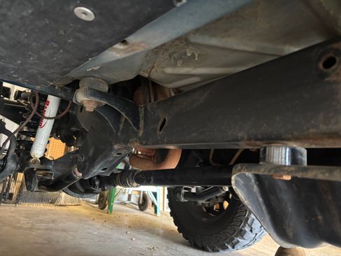 Used 2005 Jeep Wrangler Unlimited w/ Premium Audio Group image 20