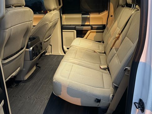 Used 2019 Ford F150 XLT w/ Equipment Group 302A Luxury image 5