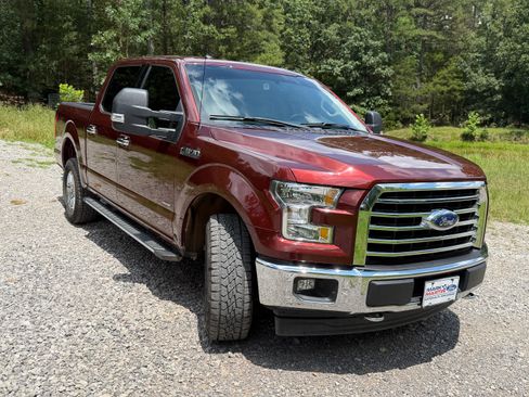 Used 2017 Ford F150 XLT w/ Equipment Group 302A Luxury AWD/4WD image 2