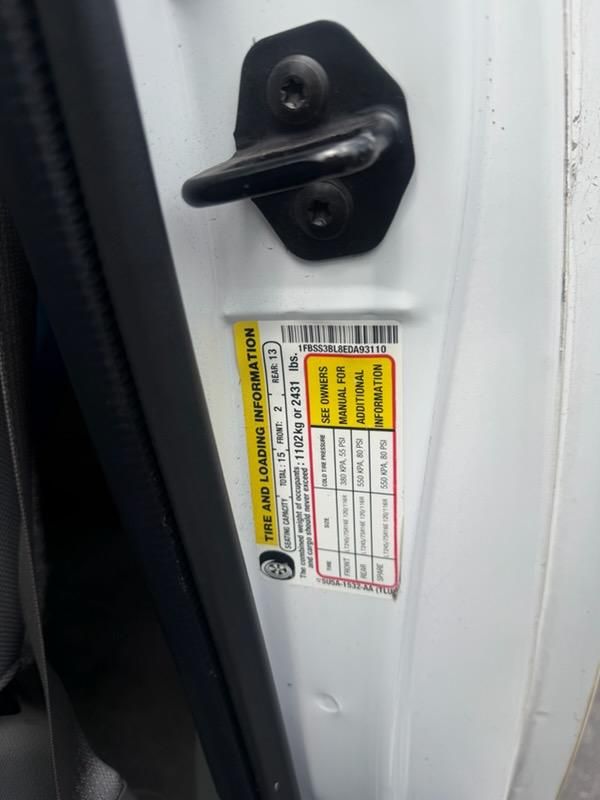 Used 2014 Ford E-350 and Econoline 350 XLT RWD image 2