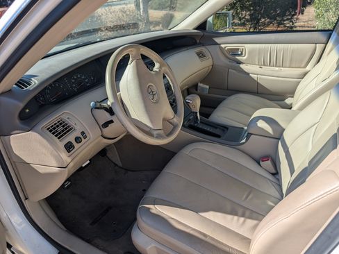 Used 2004 Toyota Avalon XL image 12