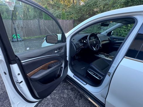 Used 2019 Acura MDX SH-AWD w/ Technology Package image 16