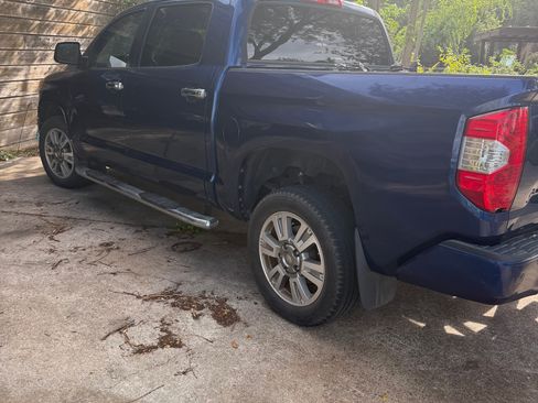 Used 2015 Toyota Tundra Platinum image 4