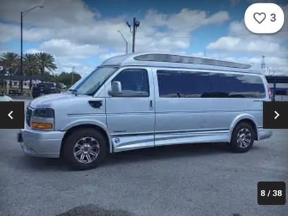 Used 2022 GMC Savana 2500 Extended Van 3D w/ Enhanced Convenience Package