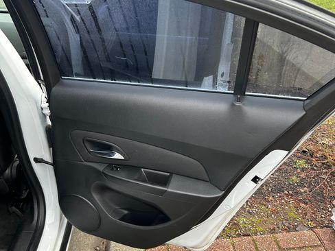 Used 2012 Chevrolet Cruze LTZ image 16