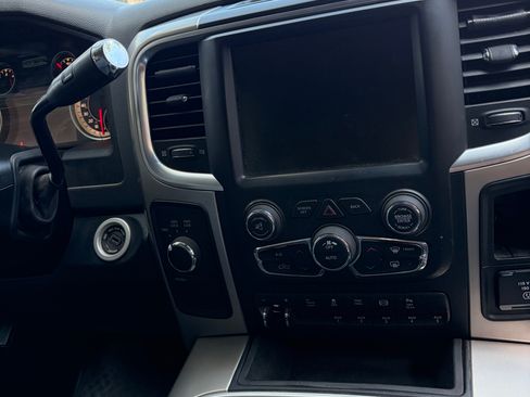 Used 2016 RAM 2500 Big Horn w/ Black Appearance Group AWD/4WD image 15