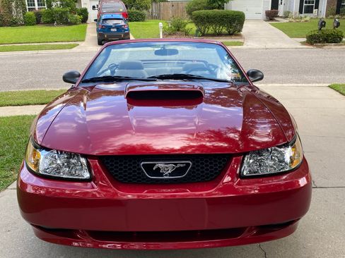 Used 2003 Ford Mustang GT image 2