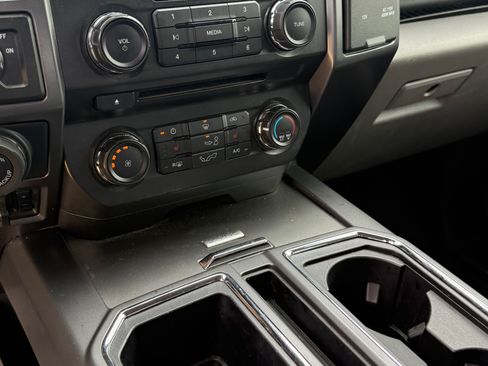 Used 2018 Ford F150 XLT w/ Equipment Group 302A Luxury image 11