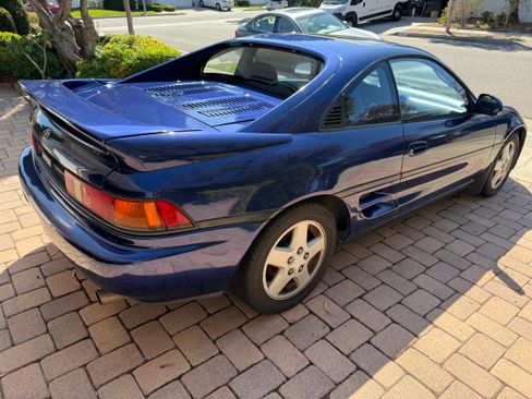 Used 1993 Toyota MR2 image 11