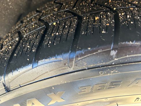 Used 2017 Toyota Camry XLE w/ Moonroof Package image 25