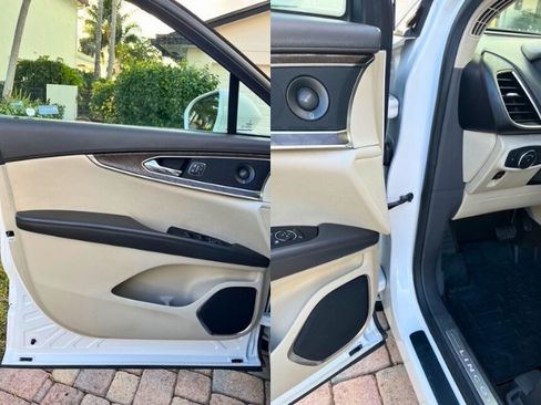 Used 2019 Lincoln Nautilus Reserve w/ Driver Assistance Package image 25