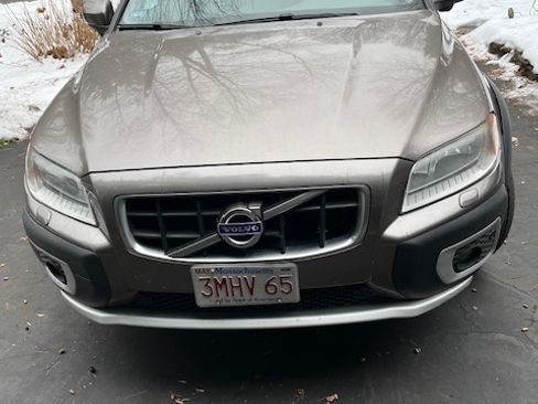 Used 2010 Volvo XC70 3.2 image 2