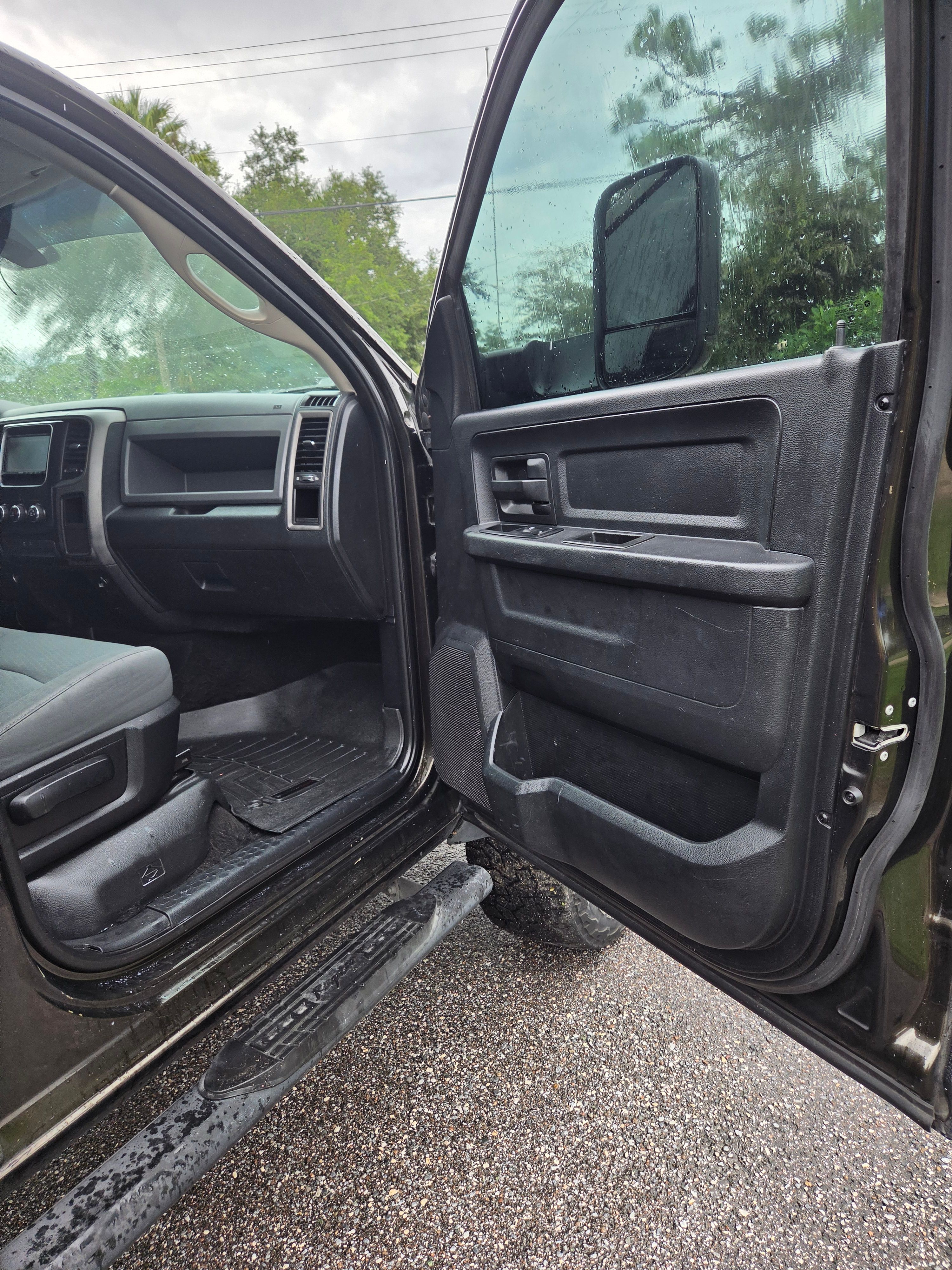 Used 2014 RAM 3500 Tradesman AWD/4WD image 12