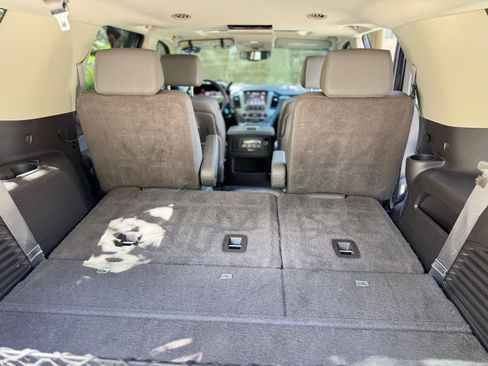 Used 2015 GMC Yukon Denali w/ Open Road Package RWD image 16
