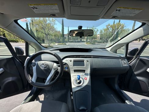 Used 2012 Toyota Prius Three FWD image 15