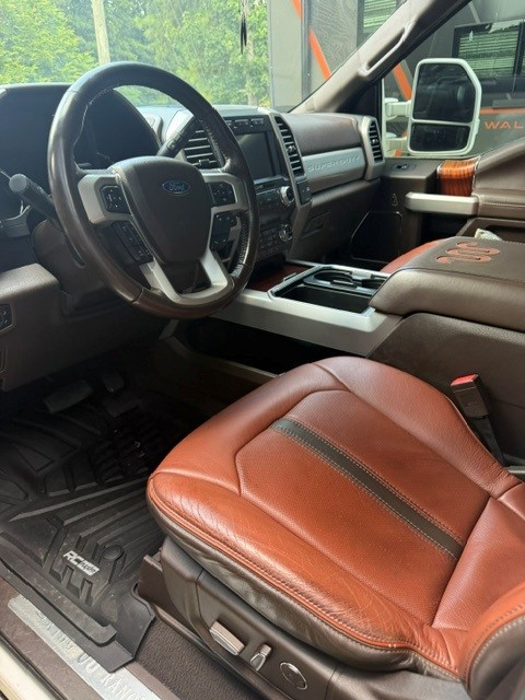 Used 2021 Ford F250 King Ranch w/ King Ranch Ultimate Package AWD/4WD image 11